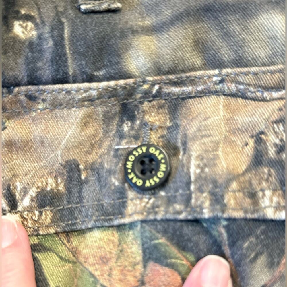 Mossy Oak Youth Size 18 XXL (29 x 30) Camo Cargo Pants - Picture 8 of 8